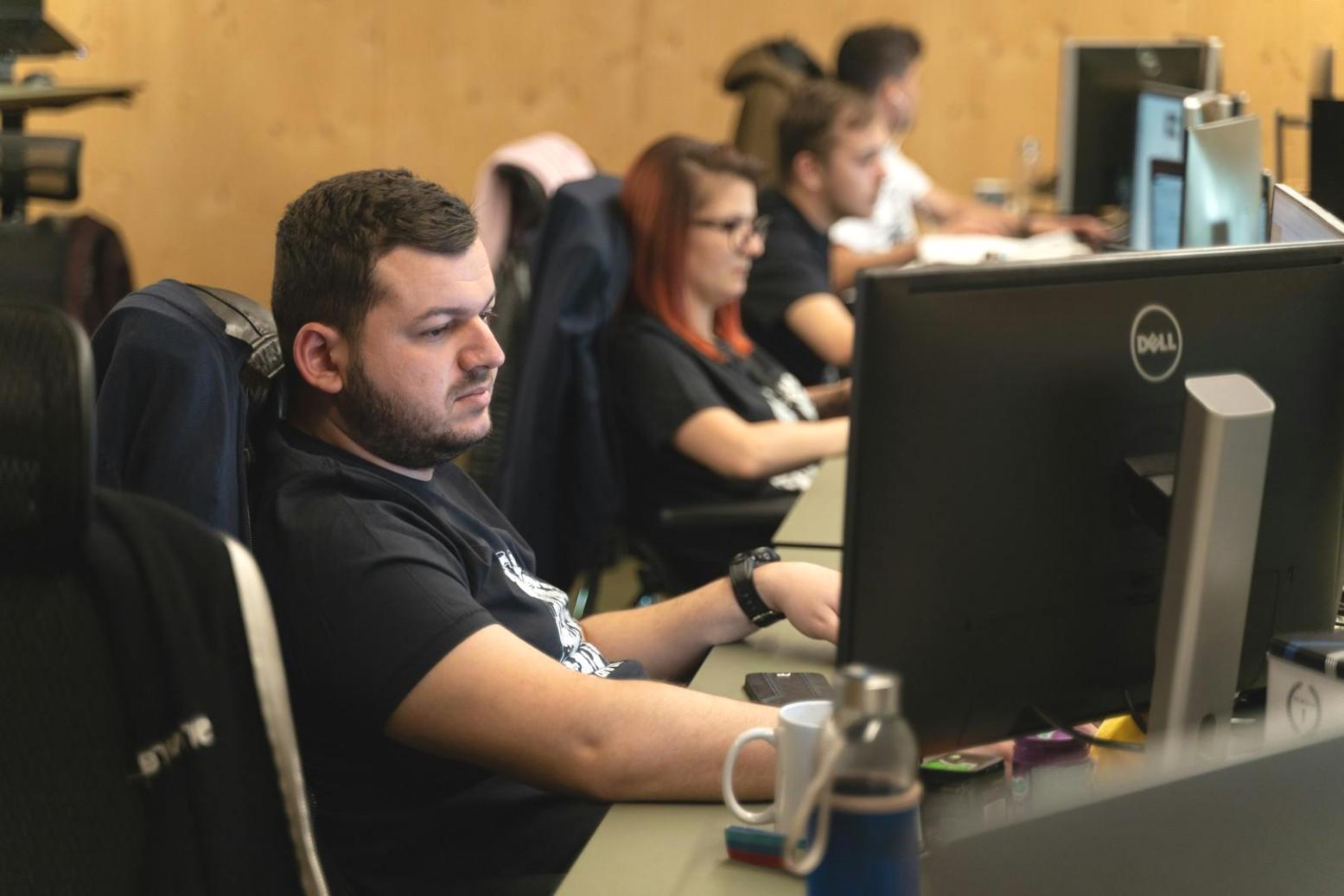 Sesión de formación financiera con expertos